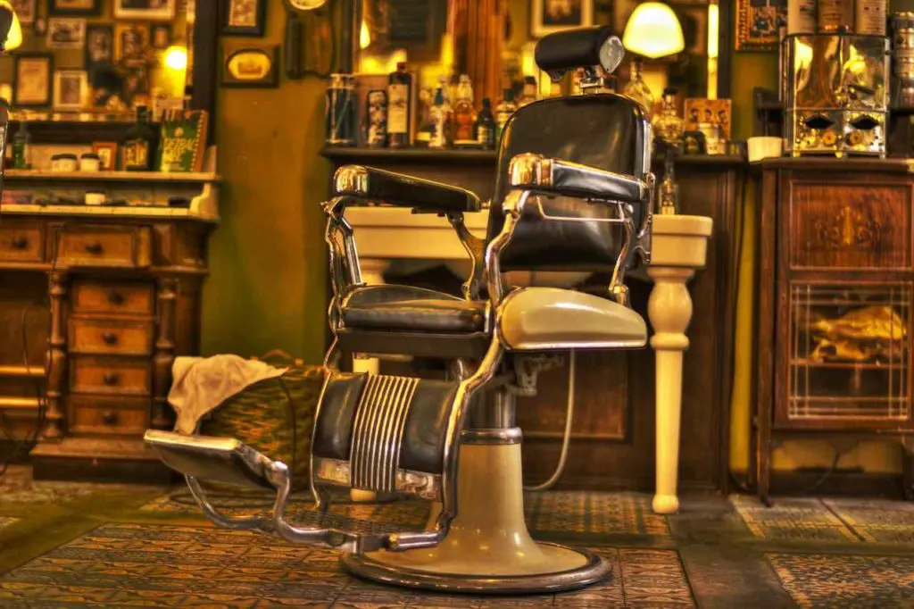 be a barber while travelling