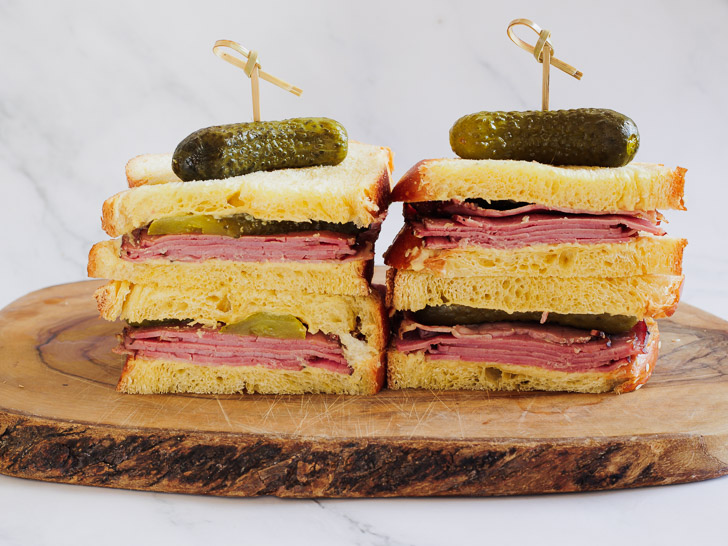 side view of Smoked Meat Sandwich.