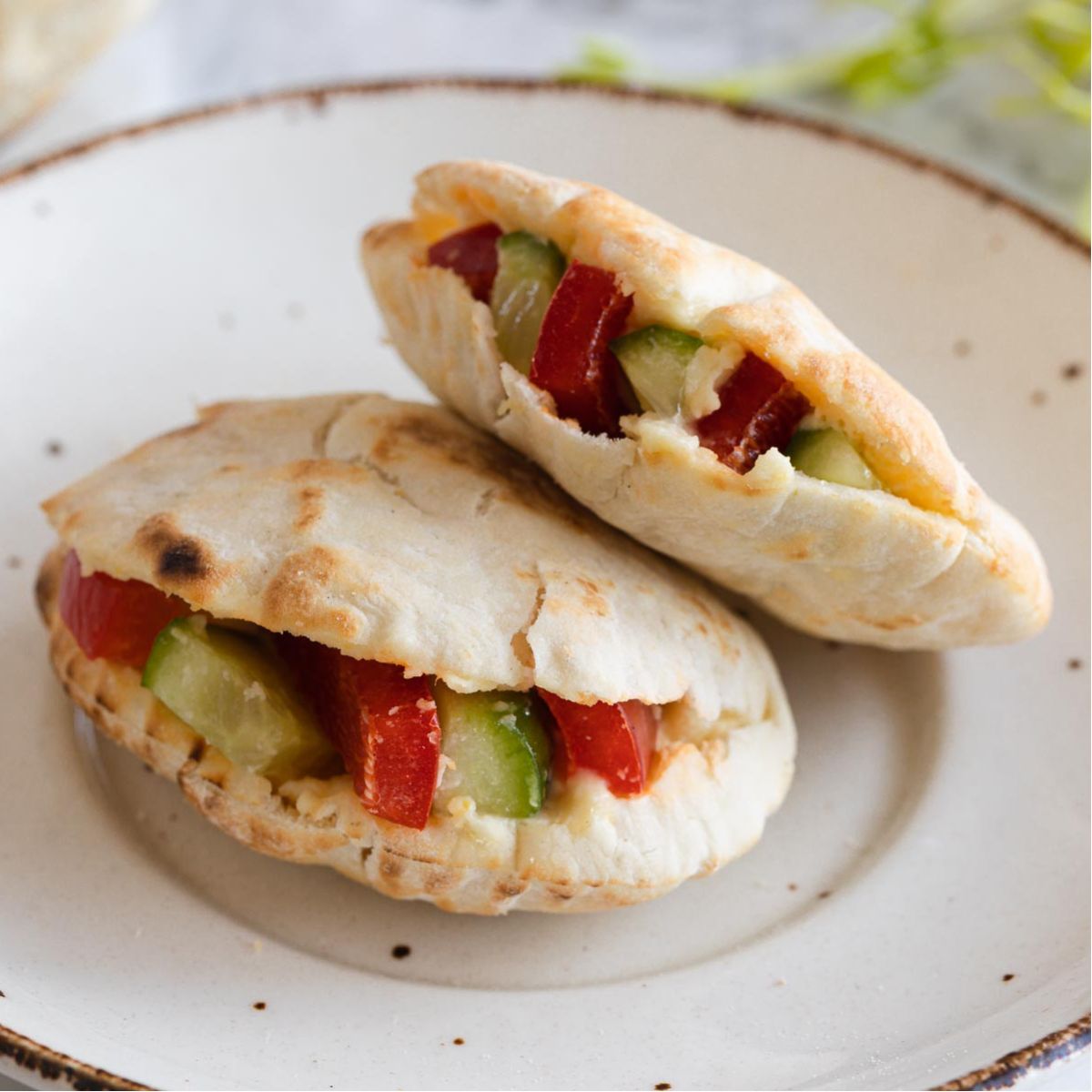 Hummus Pita Pockets With Veggies
