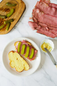 Assembling the Montreal smoked meat sandwich